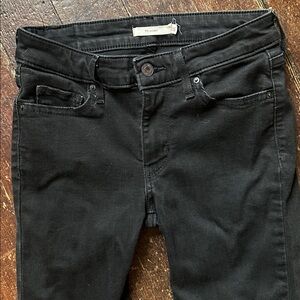 Levi’s 711 “the Skinny” jeans